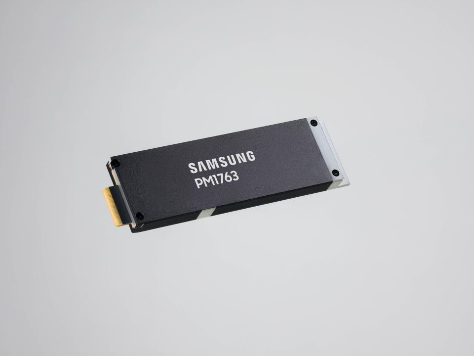 Samsung розпочала серійне виробництво SSD PM1763 для ШІ-серверів на PCIe 6.0 — photo 1